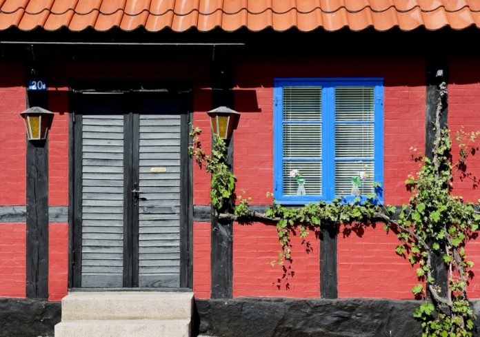 small house living