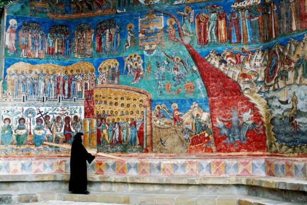 voronet monastery inside