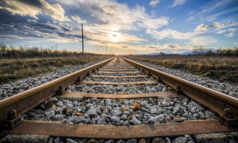 Trains in Romania - featured image