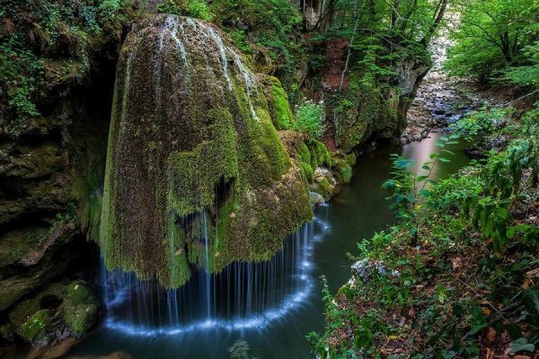 Bigar Waterfall / Flickr