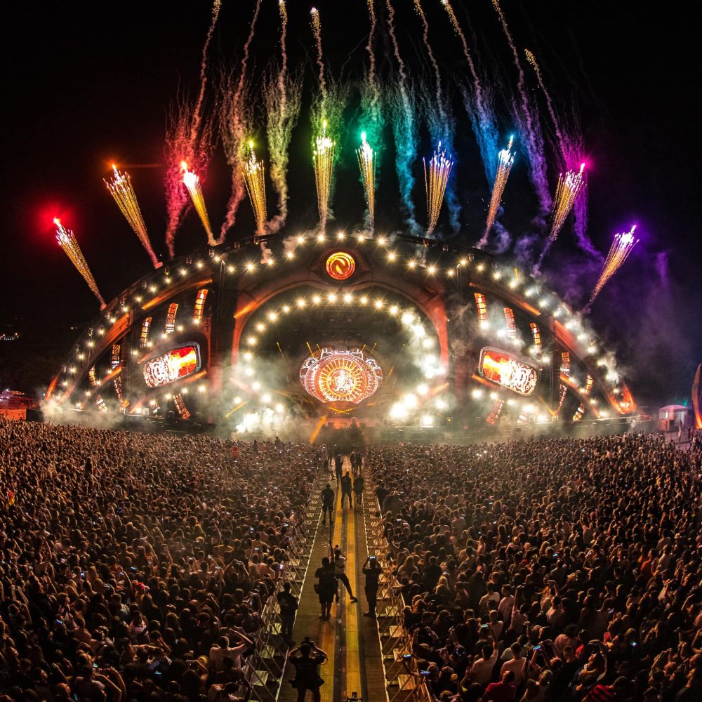 Best Music Festivals in Romania with Dates & Lineups [2024 Update]