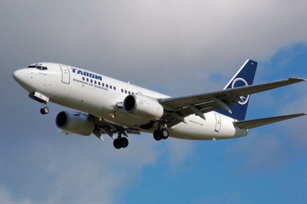 Tarom Plane - Romanian airports