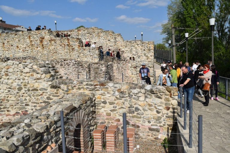 Drobeta Museum Roman Ruins