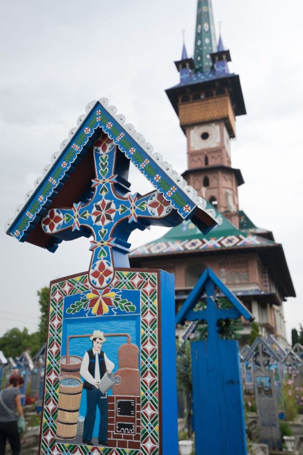 sapanta merry cemetery