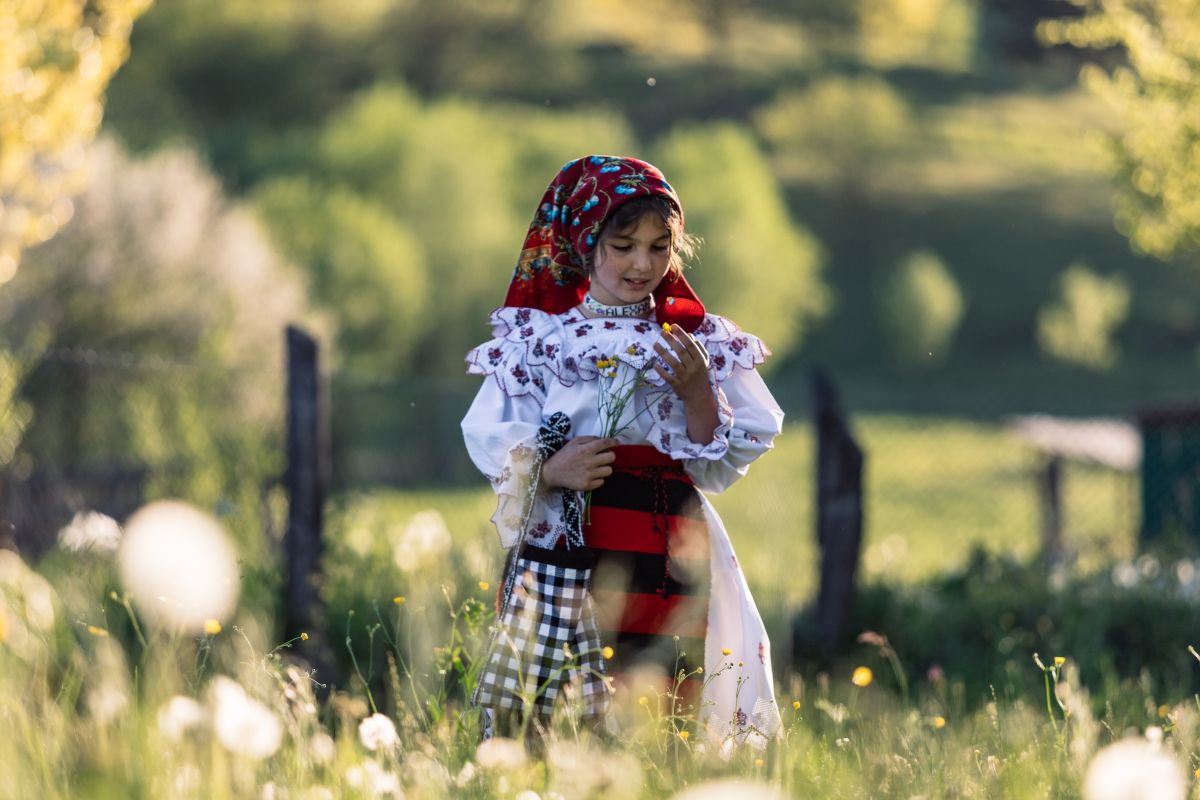 traditional Romanian music