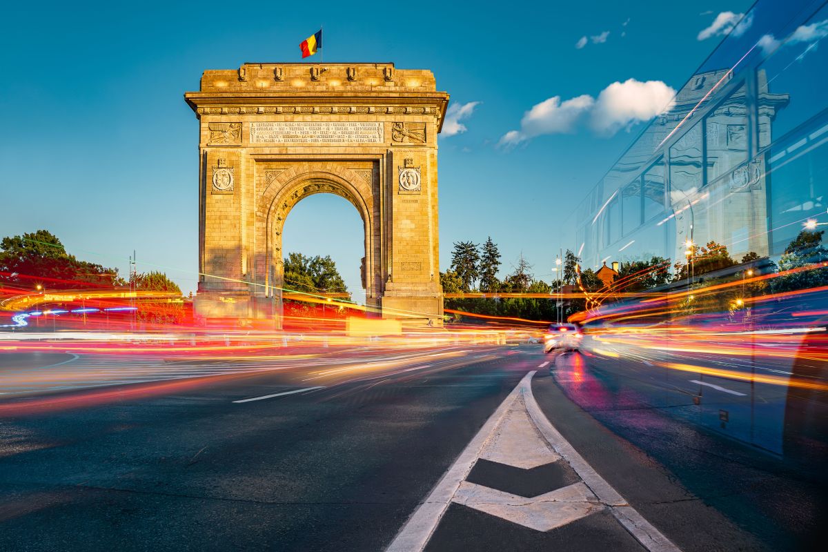 Photo of the Arch of Triumph in Bucharest