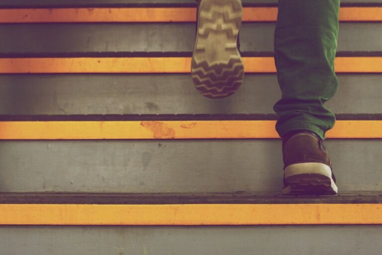 Romanian Superstitions - Itchy Feet