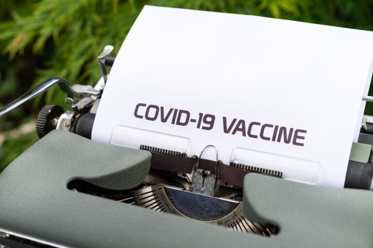 covid vaccine romania