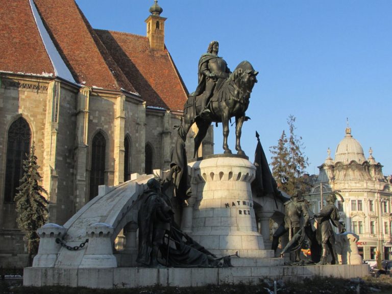 matei corvin monument cluj napoca