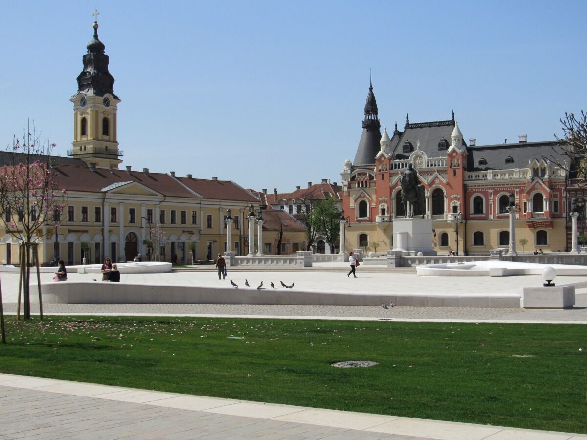 best neighborhoods to live in Oradea