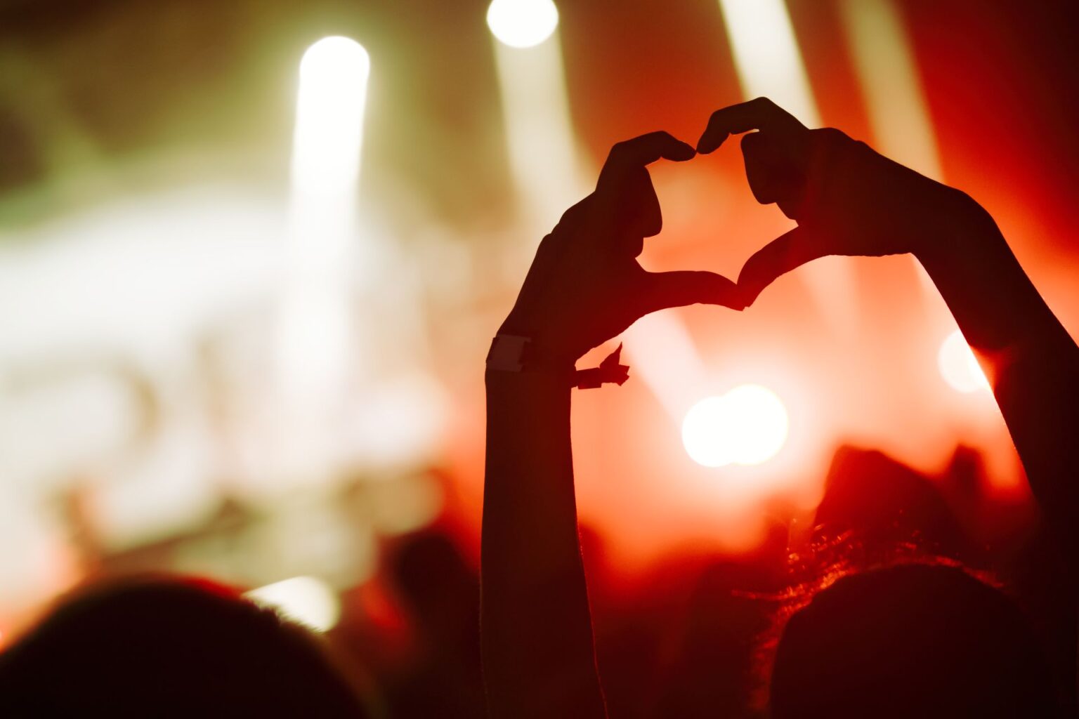 Best Music Festivals in Romania – with Dates & Lineups [2025 Update]
