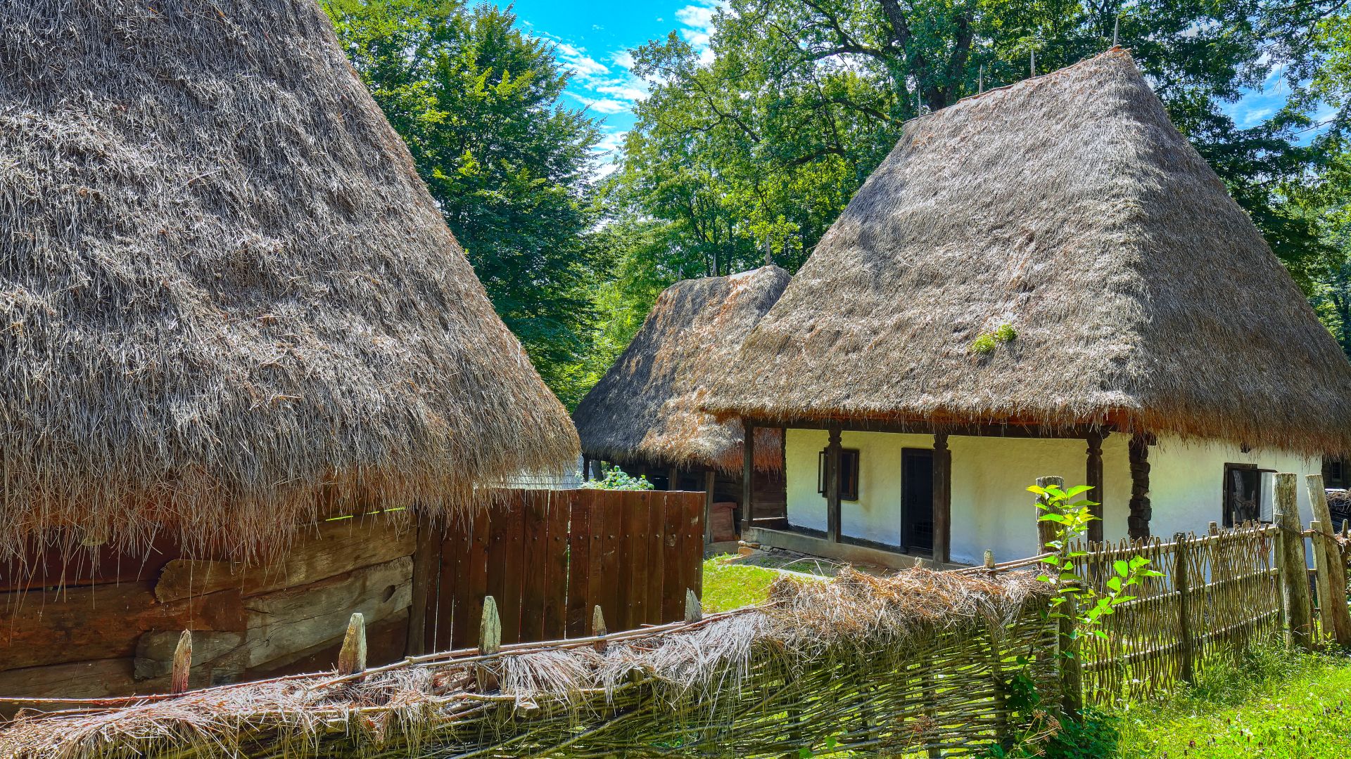 Romanian culture guide