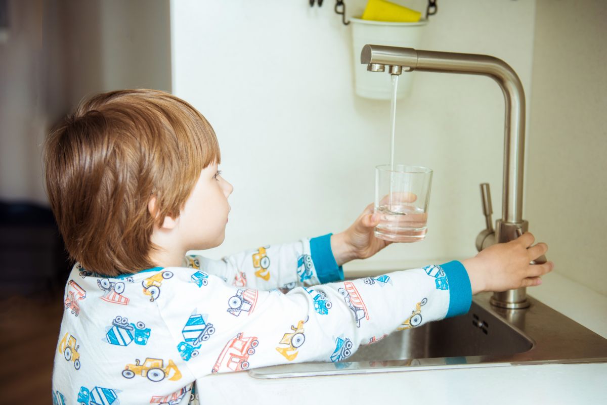 drinking tap water in Constanta