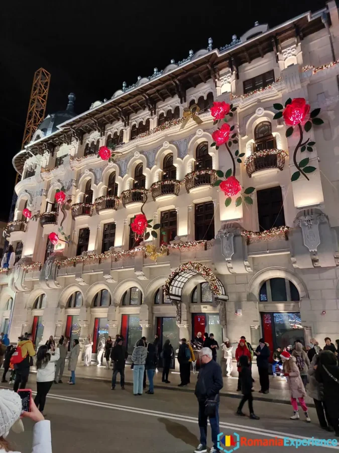 beautifully decorated building