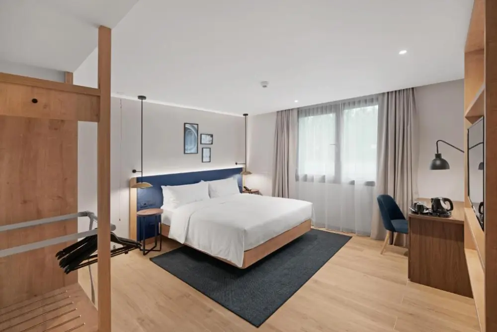 Hilton Airport Hotel Room