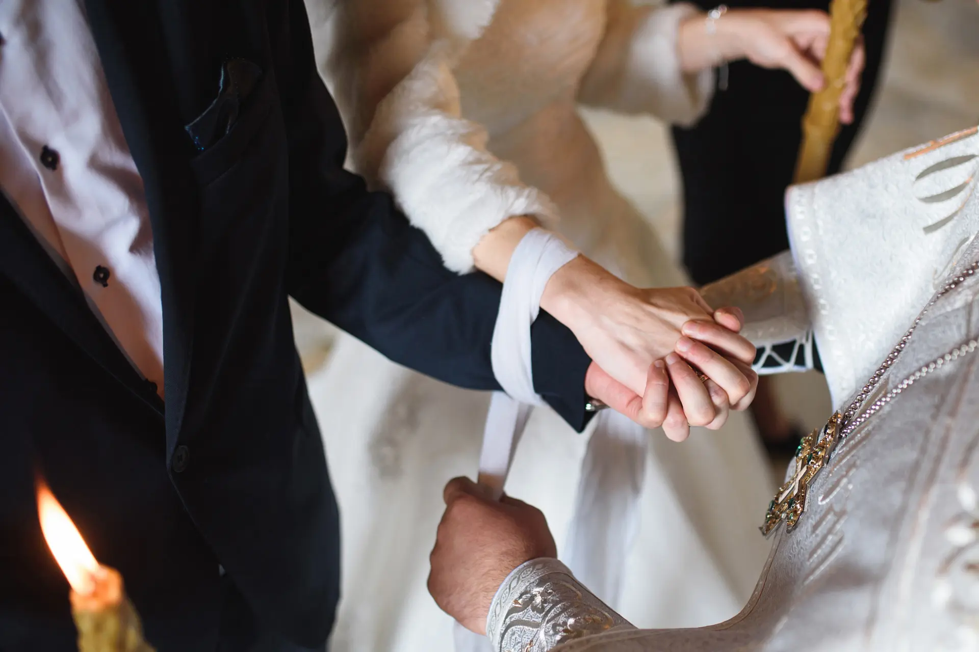 Romanian wedding tradition